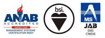 ANAB ACCREDITED ISO/IEC 17021 MANAGEMENT SYSTEMS CERTIFICATION BODY、bsi.、JAB MS EMS CM036の3つの認証ロゴ
